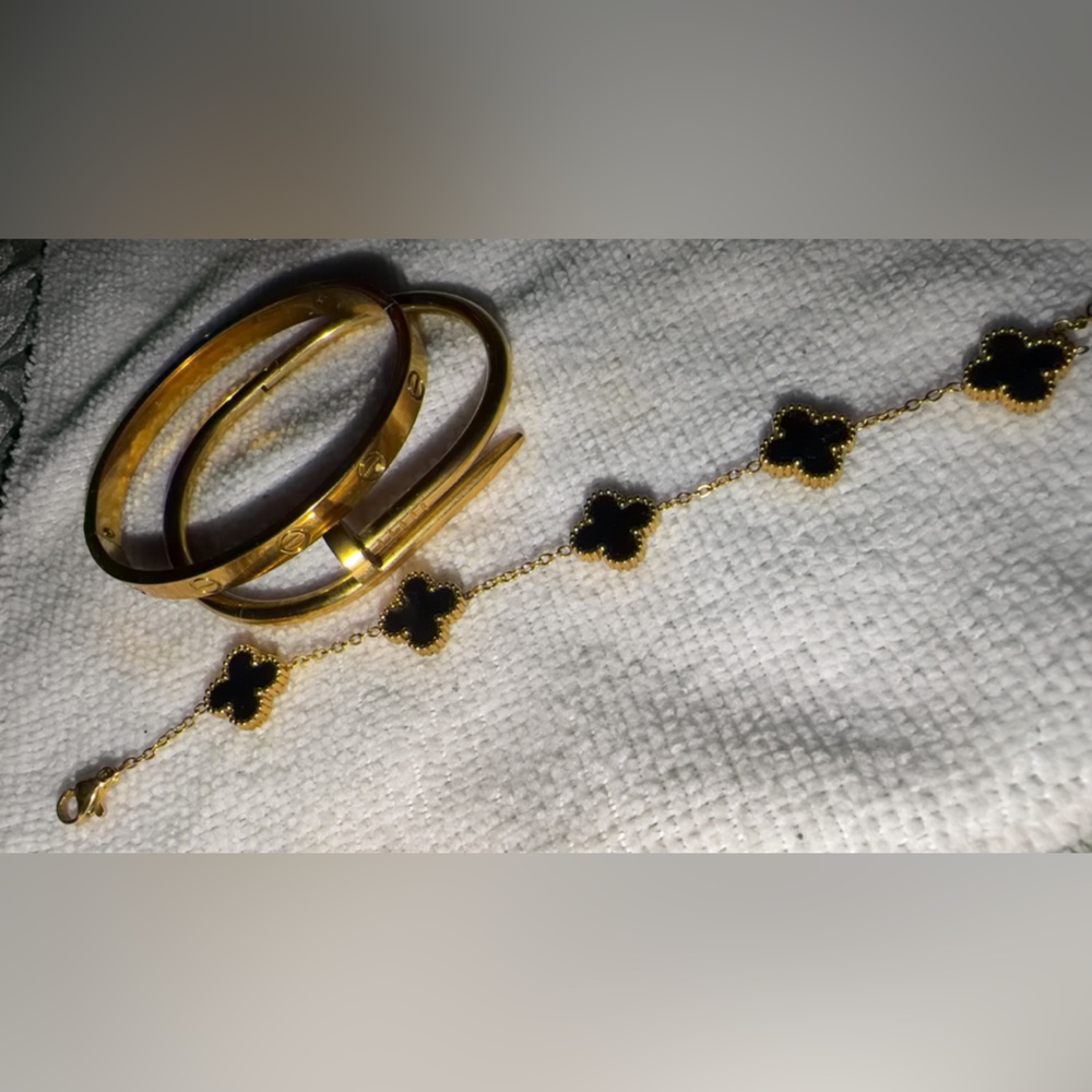 Gold and Black Jewelry Set